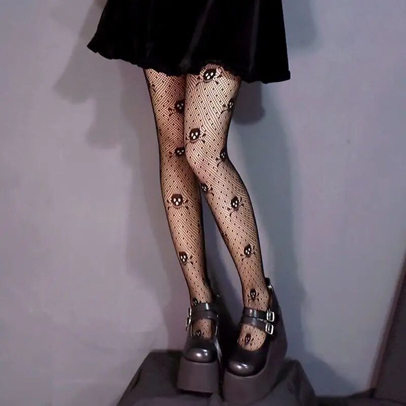 Gothic Skull Fishnet Tights – One Size