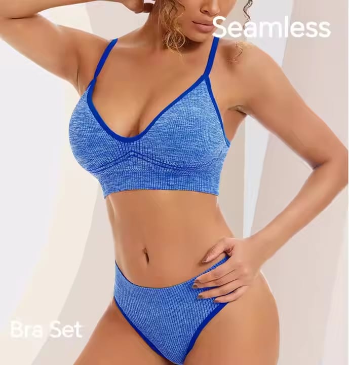 Seamless Comfort Bralette & Panty Set – One Size Blue color